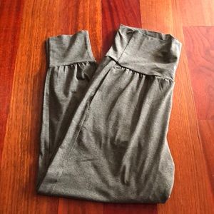 Aerie dark green joggers. size L